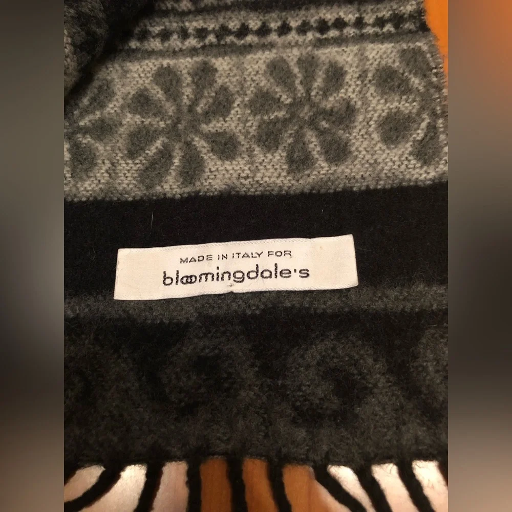 Wool scarf/shawl elephant motif.